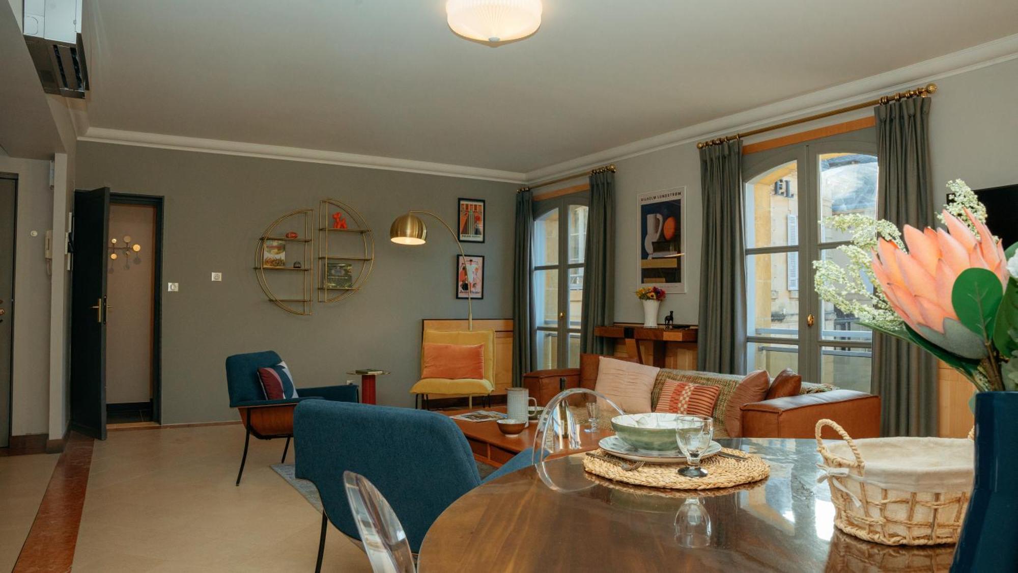 Superbe Appartement 132M2, Classe 5 Etoiles, Sarlat Centre Dış mekan fotoğraf